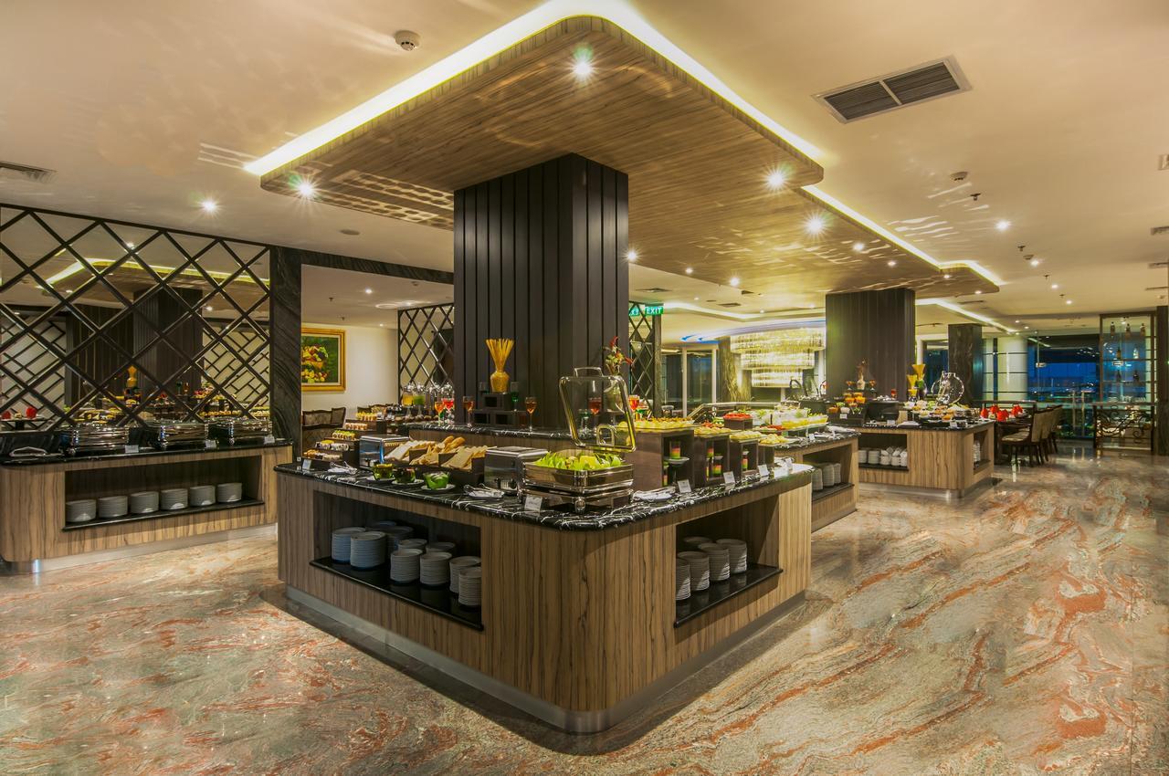 Arthama Hotels Makassar Exterior foto